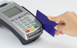 5 Factors To Consider While Choosing Credit Card Merchant Services