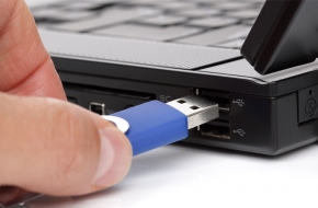 Secure Your USB Flash Drives When You’re On The Move