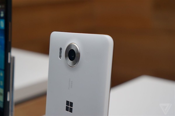 Microsoft Lumia 950 And 950 XL: Price and Specification