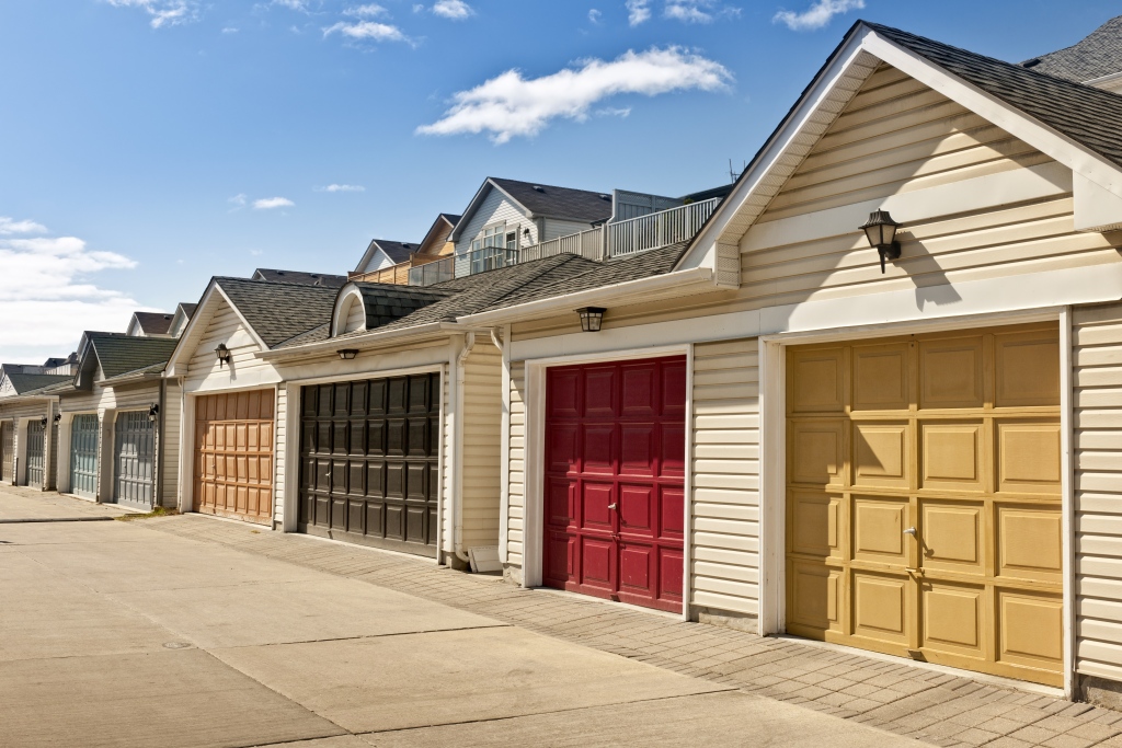3 Reasons Why Garage Door Closes Very Quickly, Often With A Bang