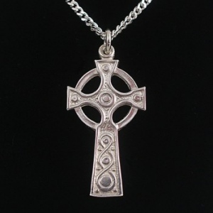 Why Should You Consider Buying Sterling Silver Celtic Cross Necklace?