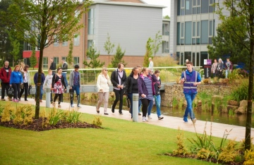 How Can Undergraduate Educational Tours Help Improve Academic Grades