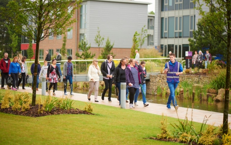 How Can Undergraduate Educational Tours Help Improve Academic Grades