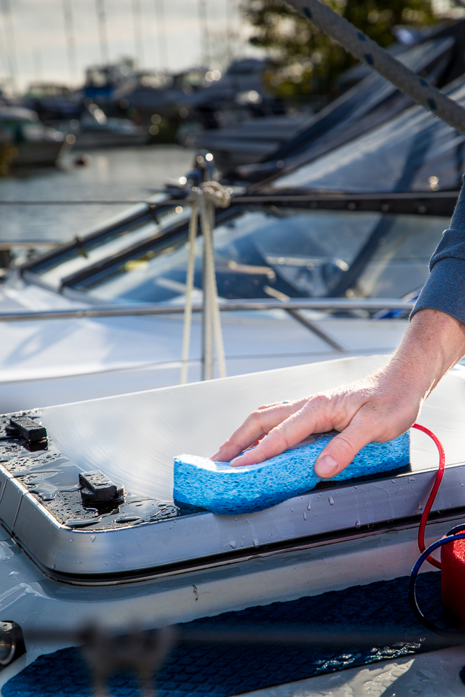 Advantages Of A Bail-out Sponge For Sailors