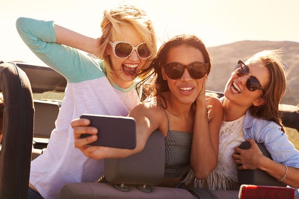 10 Ways To Stay Safe On Holiday