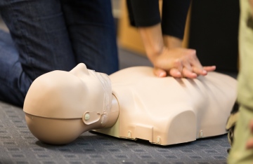 What You Need To Know About Child CPR Classes