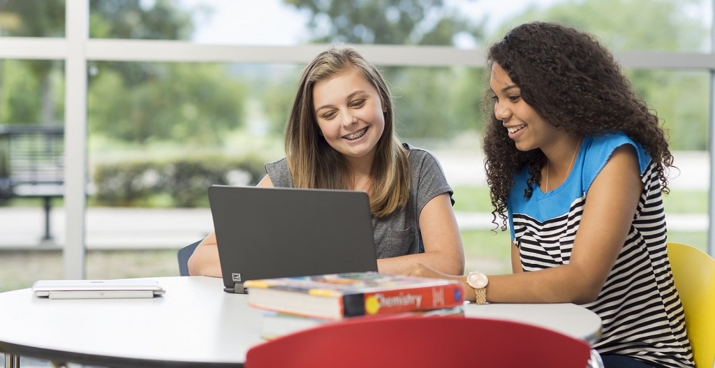 8 Ways Social Media Can Improve Student Writing