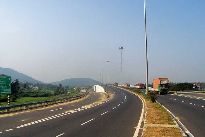 Enjoy The Well-maintained Roads Of Chandigarh In A Self-drive Car