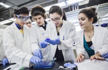 Step Into The World Of Research By Studying The Biotechnology Course