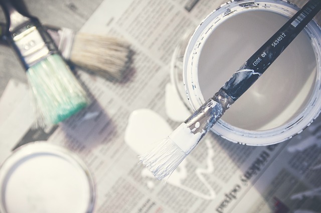 paint-brushes-bucket-paint-can
