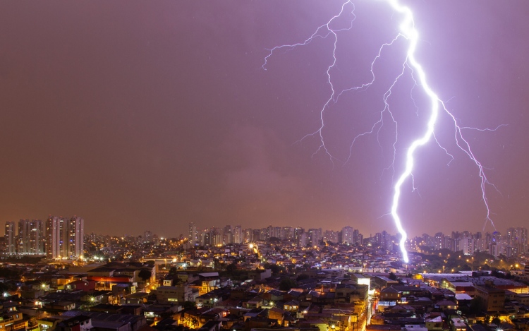Prepare For Lightning Before It Happens With Earth Networks