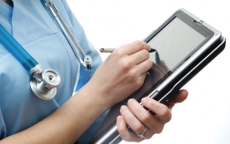 5 Ways Modern Technology Is Improving Healthcare Clinics