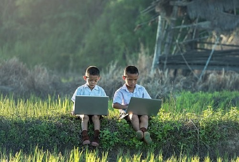 The New Literacy: 4 Reasons Why Kids Should Learn How To Code