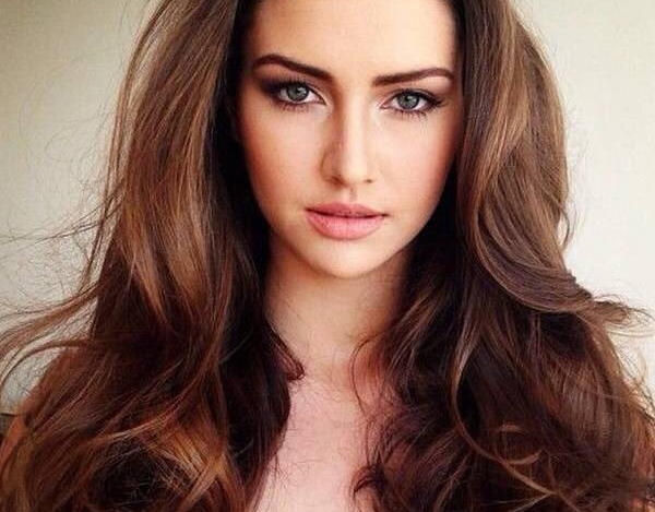 Hair Glaze vs. Hair Gloss? The Scoop on the Actual Difference