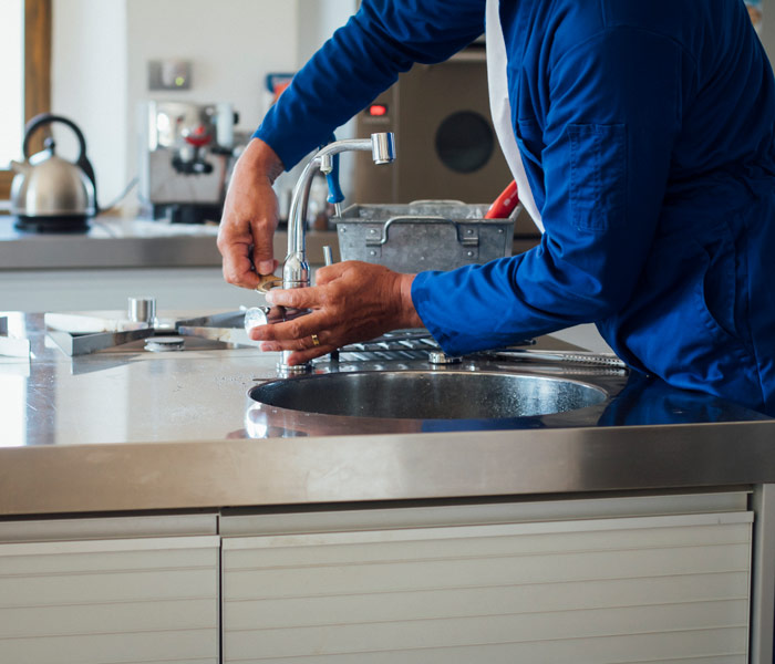 Things You Better Consider to Choose A Plumbing Contractor