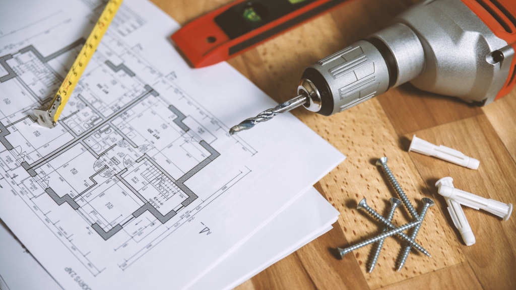 Is It Better to Buy or Rent Tools When Renovating Your Home?