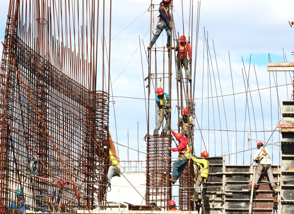 Improve Construction Site Safety Using These 5 Tips