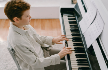 More Than Just Music: Life Lessons Piano Classes Can Teach Your Child and Fitting Lessons Into a Full Schedule